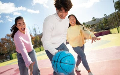 Actividad física, reducción del sedentarismo y del tiempo de pantalla en adolescentes